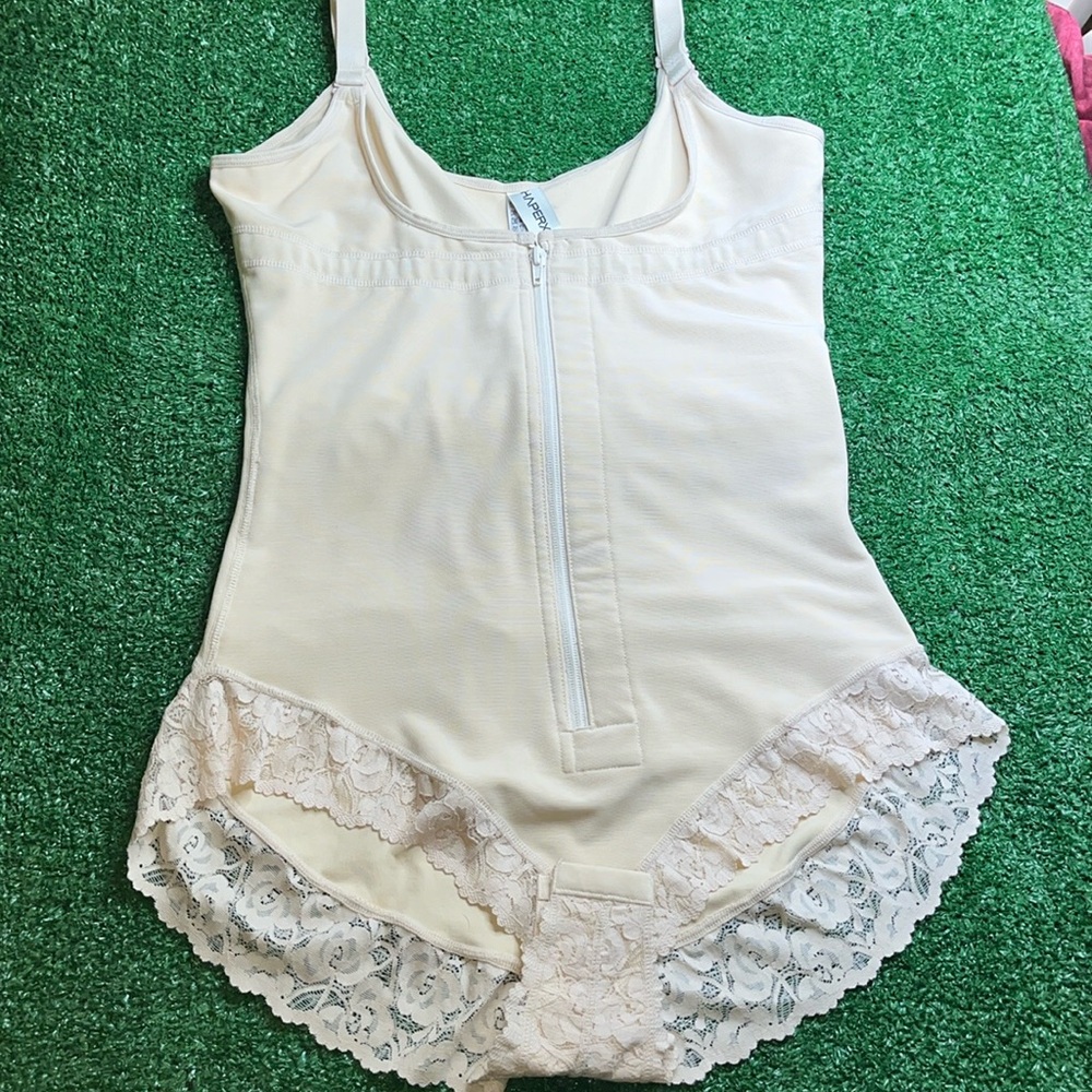 Shaperx Bodysuit Shapewear Beige with Lace SIZE X-LARGE